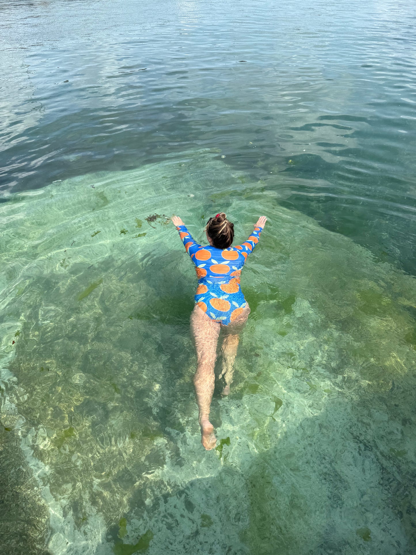♻️ Oranges Recycled Short Rash Guard